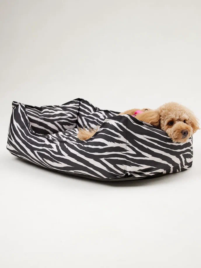 Лежанка LionPets Animal Zebra LP2512 Размер: (80х60х20см)